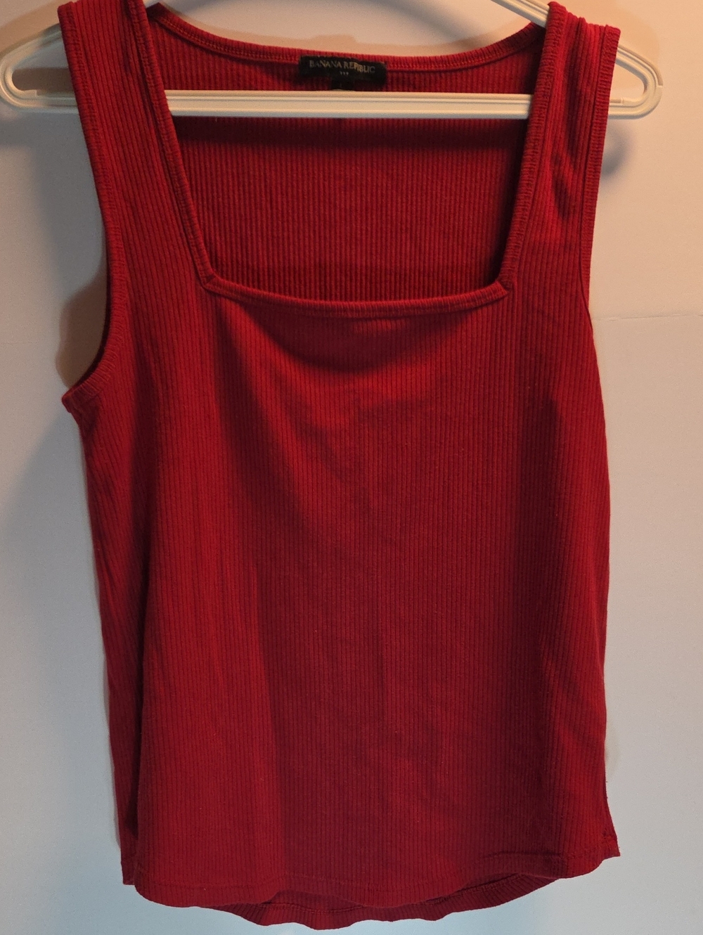 Banana Republic Red Ribbed Square-Neck Tank Top Size L
